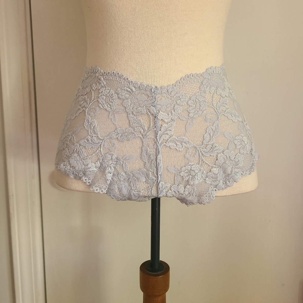 Vintage Victoria's Secret Panties Size M Y2K Lace Shortie Hipster Boyshort Brief